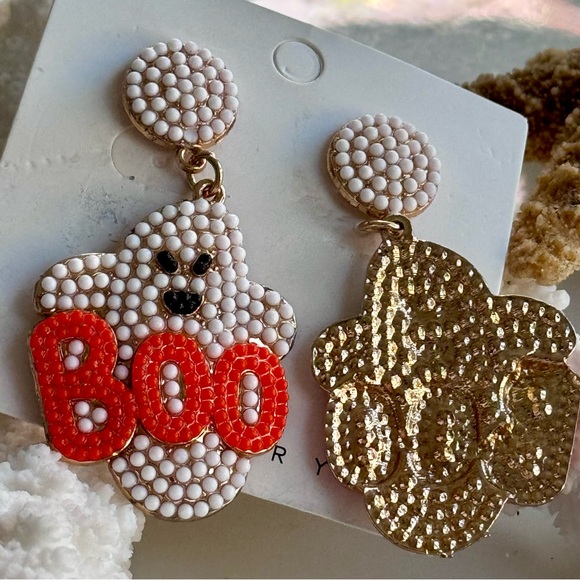 NEW! Boo 👻 Halloween Ghost Beaded Earrings - Picture 3 of 5